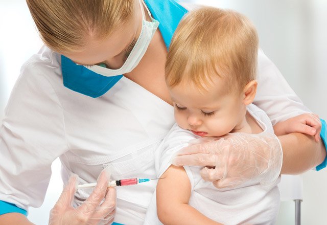 Aşılar her yıl 3 milyon çocuğun hayatını kurtarıyor