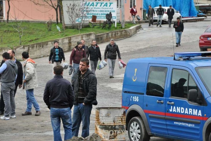 Bartın'da 150 maden işçisi işten atıldı Bartın'da 150 maden işçisi işten atıldı