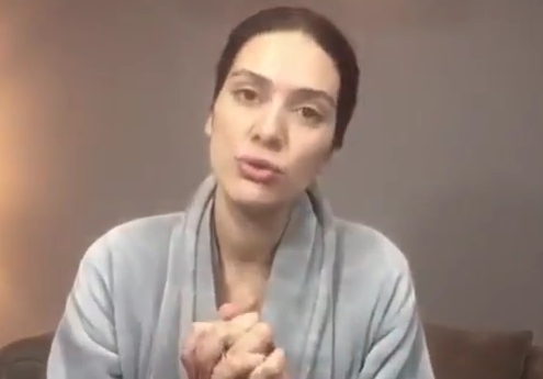 Bergüzar Korel: Çocuklarınıza susmalarını değil, seslerini çıkarmayı öğretin