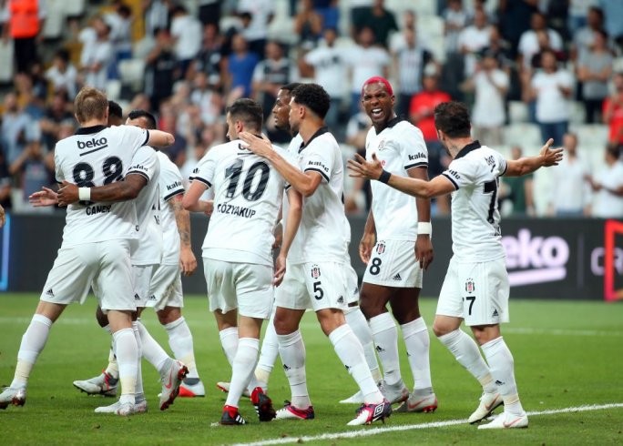 Beşiktaş, LASK Linz'i 1-0 mağlup etti