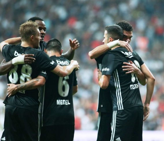 Beşiktaş, Partizan'ı 3-0 yenerek UEFA Avrupa Ligi'nde gruplara kaldı