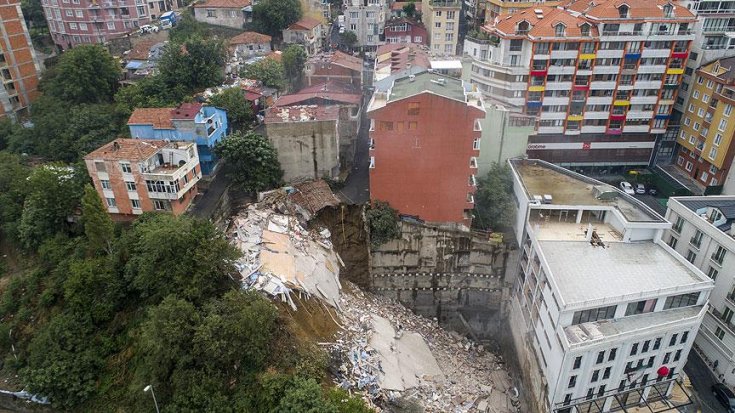 Beyoğlu'nda 7 bina mühürlendi