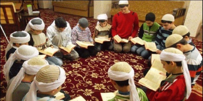 'Bir milyon çocuk tarikatların elinde' 'Bir milyon çocuk tarikatların elinde'