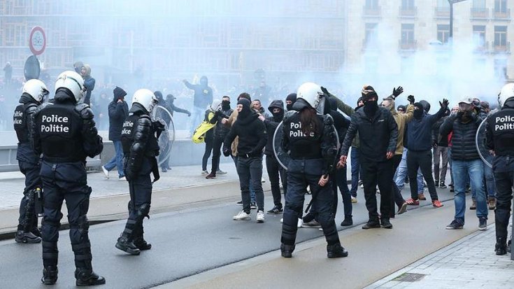 Brüksel'de göçmen karşıtlarından protesto eylemi