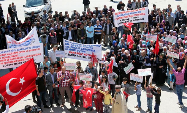 Bursa'da biyokütle enerji santraline köylülerden tepki: 'Santrali yapma boşuna, yıkacağız başına'
