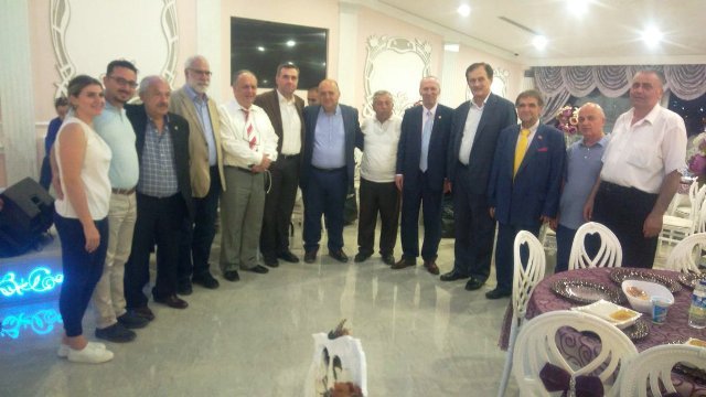 CHP İstanbul 3. Bölge Milletvekili adayı Ali Muhittin Tığlı, Kastamonulu hemşehrileriyle iftarda buluştu