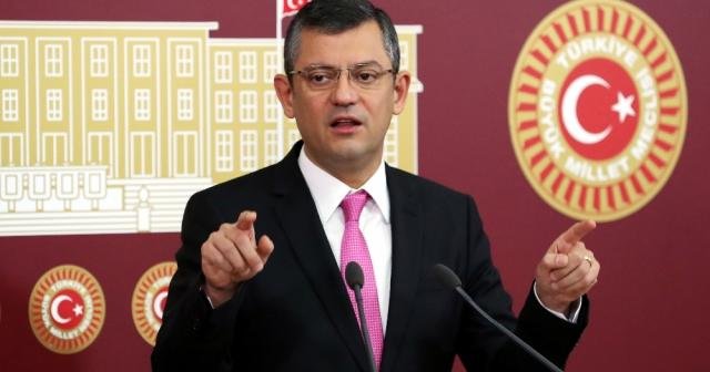 CHP'li Özel: Kadro alamayan tek taşeron işçisi kalmayacak