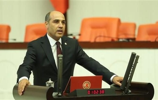 CHP'li Şahin'den Adalet Bakanı Gül’e: Toprak altına gömdüğünüz adaleti başımızın üzerine çıkarmanızı bekliyoruz