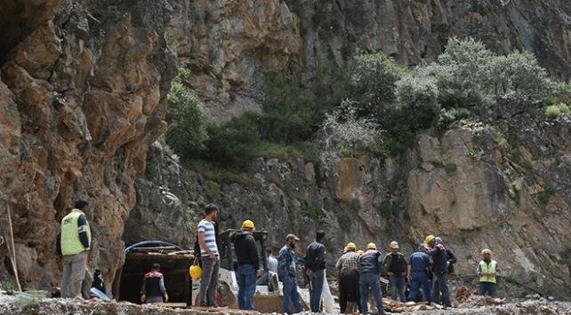 Çinko madeninde göçük: 1 işçi yaşamını yitirdi