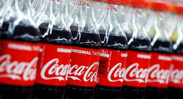 Coca-Cola 130 yıllık geleneğini bozdu