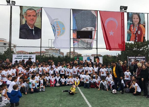 Çorlu'daki tren kazasında hayatını kaybeden Oğuz Arda Sel’in anısına Uzunköprü'de futbol akademisi açıldı