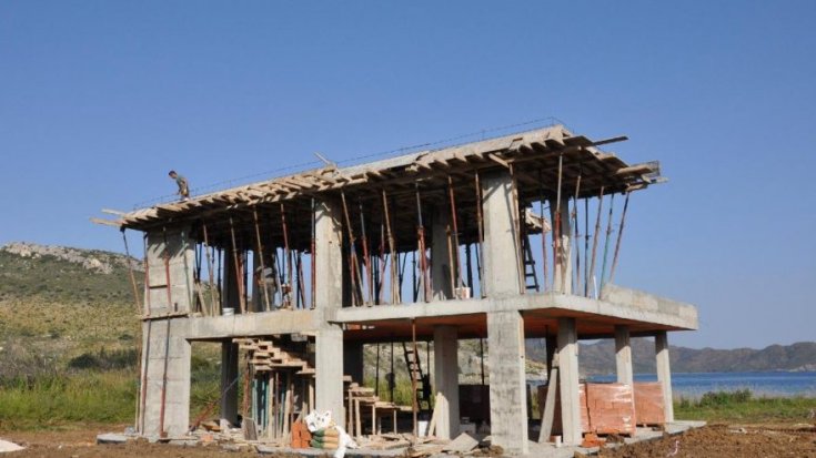 Datça’da tarihi sit alanına kaçak otel inşaatı