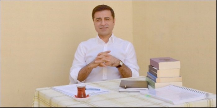 Demirtaş'tan diğer Cumhurbaşkanı adaylarına mesaj