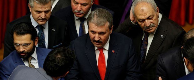 Destici, 'Erdoğan'ı seçtirmemeye yönelik bir çalışma yürütülüyor' dedi, sosyal medyada alay konusu oldu: Buna demokrasi diyoruz