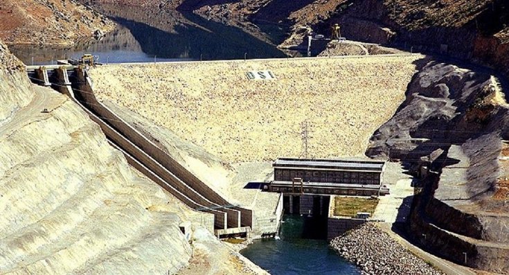 Dicle Barajı'nın kapaklarından biri aşırı yağış nedeniyle koptu