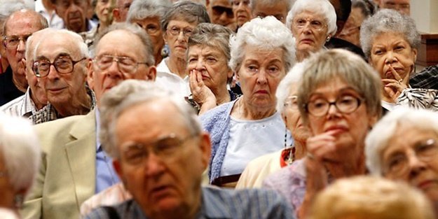 Dünyadaki yaşlı nüfusu her geçen gün artıyor