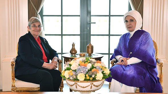 Emine Erdoğan, Prof. Dr. Canan Karatay'ı kabul etti Emine Erdoğan, Prof. Dr. Canan Karatay'ı kabul etti