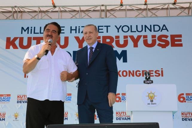 Erdoğan, 1987'de Özal döneminde açılan Adnan Menderes Havalimanı için 'Biz yaptık' dedi