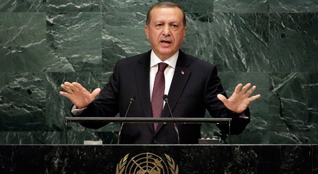 Erdoğan BM Genel Kurulu'nda konuştu: Suriye'de terör örgütlerine TIR ve kargo uçakları dolusu silah verenler gelecekte bunun bedelini ödeyecek