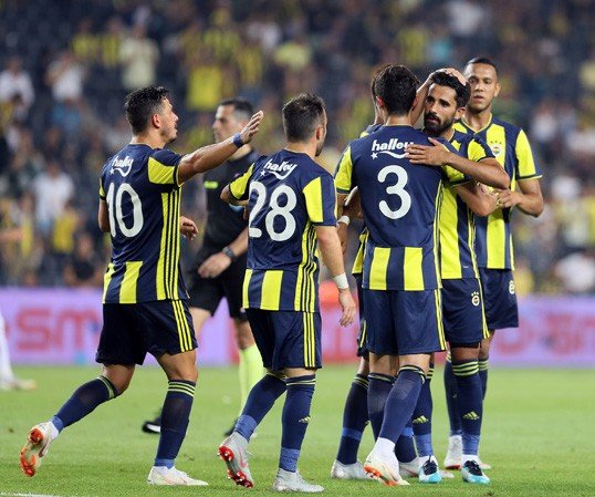 Fenerbahçe, Cagliari’yi 2-1 yendi
