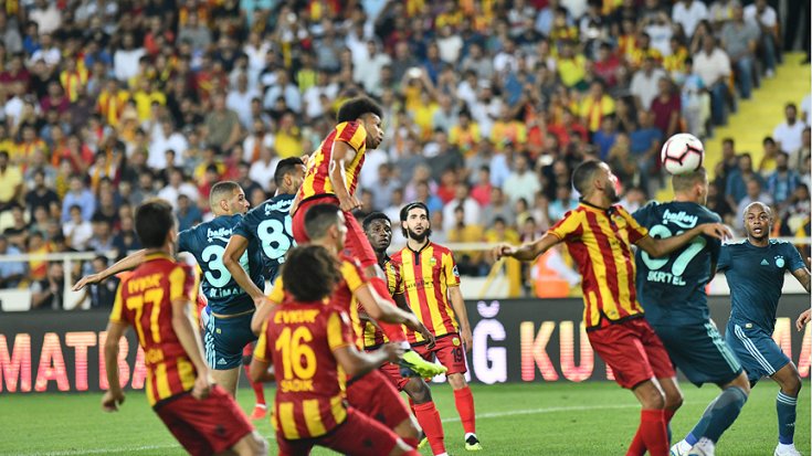 Fenerbahçe, Evkur Yeni Malatyaspor'a 1-0 mağlup oldu