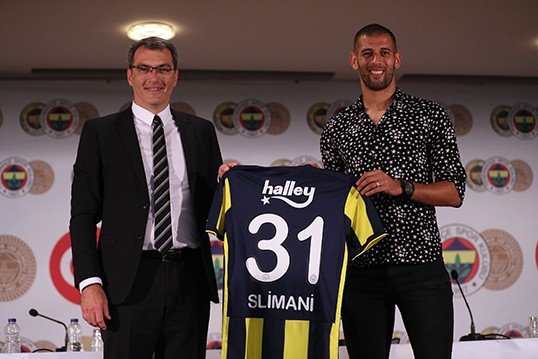 Fenerbahçe'nin yeni transferi Islam Slimani imzayı attı