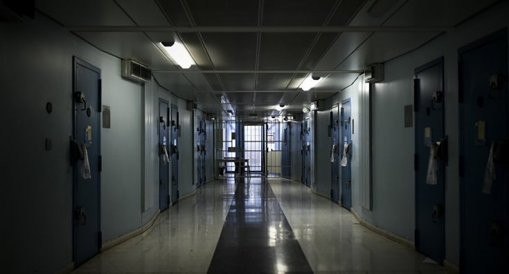 Fransa'daki cezaevinde isyan çıktı: 120'den fazla mahkum hücrelerine dönmeyi reddediyor