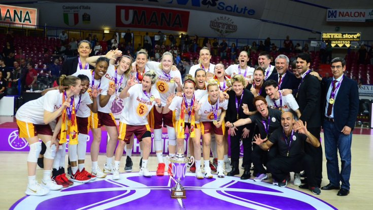 Galatasaray 3. kez Avrupa şampiyonu!