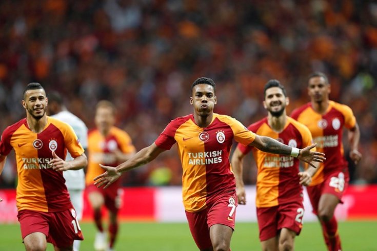 Galatasaray, Lokomotiv Moskova'yı 3-0 mağlup etti