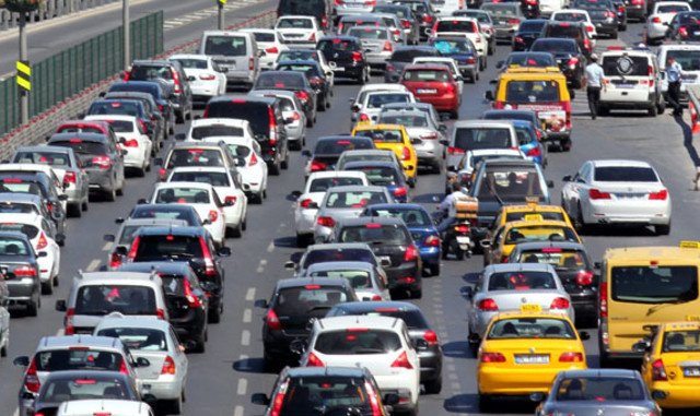 Geçen yıl bir milyondan fazla araç trafikten men edildi