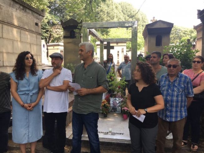 Grup Yorum'un 2 üyesi Fransa’ya iltica etti Grup Yorum'un 2 üyesi Fransa’ya iltica etti