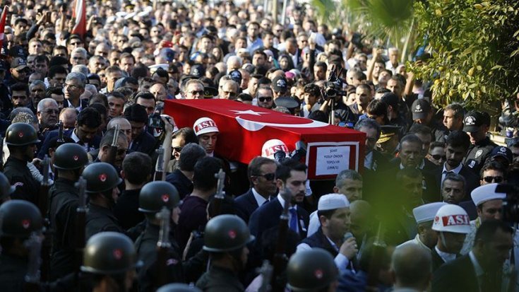 Hakkari'de şehit olan askerler son yolculuklarına uğurlandı