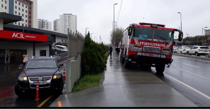 Hastaneyi su bastı, çocuk servisi boşaltıldı