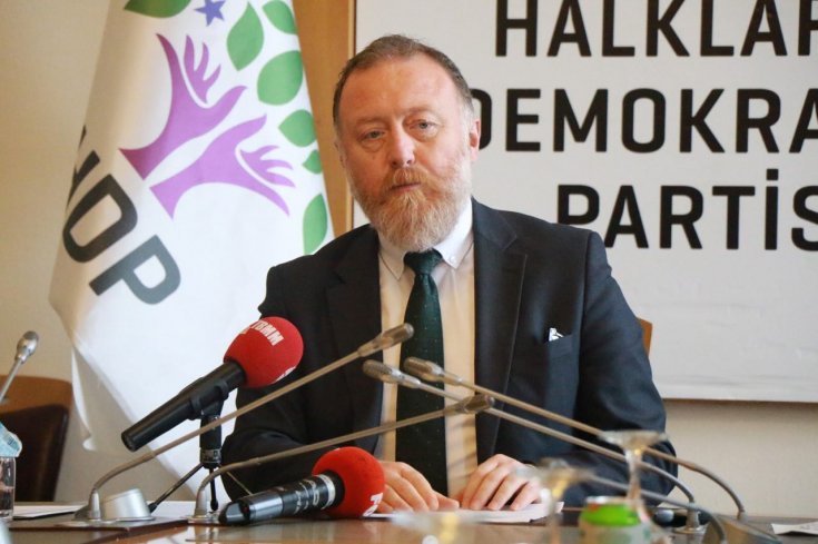 HDP'li Temelli: Ülke ekonomisi EYT'lilerin hakkının tanınması ile çökmez, AKP'nin politikaları ile çöker