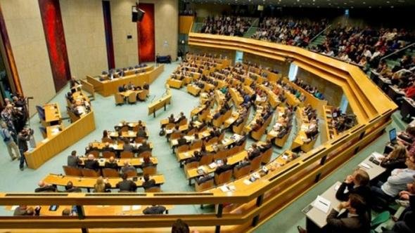 Hollanda Parlamentosu'nda 'soykırım' oylaması