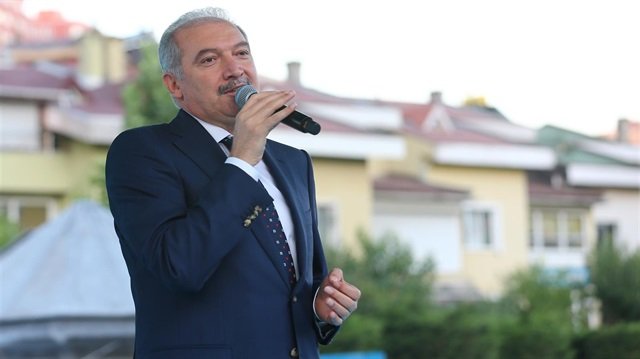 İBB Başkanı Mevlüt Uysal'dan Kurban Bayramı için 9 milyon liralık tebrik kartı