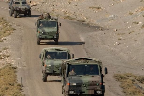 Iğdır'da askeri araç takla attı: 4 asker yaralı
