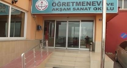 İşlevi olmayan okullara atama, derse girmeyene ek ders ücreti! İşlevi olmayan okullara atama, derse girmeyene ek ders ücreti!