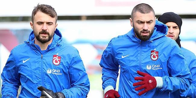 Kadro dışı kalan Burak Yılmaz ve Onur Kıvrak Trabzonspor'a ihtarname gönderdi