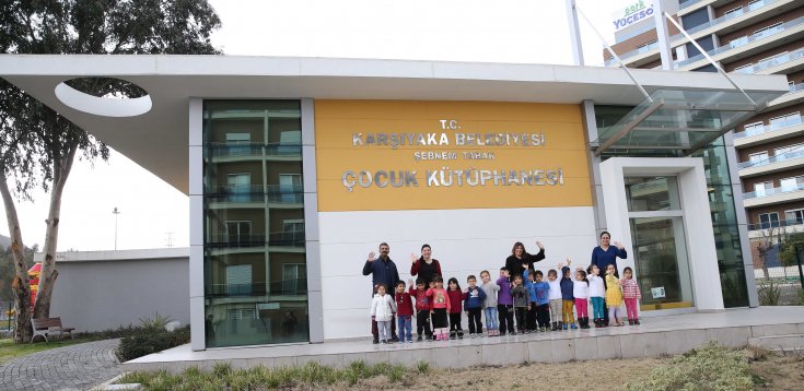 Karşıyaka Belediyesi'nden çocuklar için kütüphane hizmeti