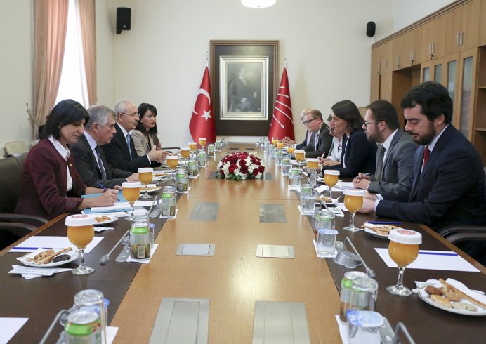 Kılıçdaroğlu, Avrupa Parlamentosu Türkiye Raportörü Kati Piri ile görüştü