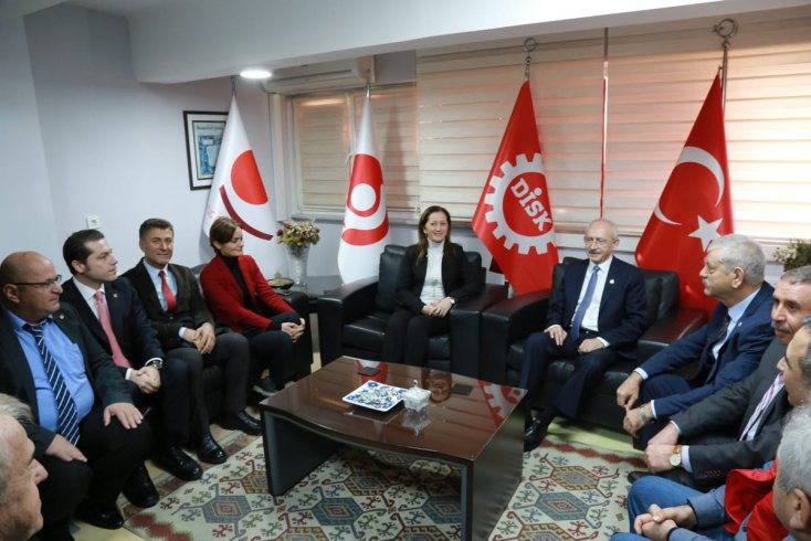 Kılıçdaroğlu DİSK'i ziyaret etti