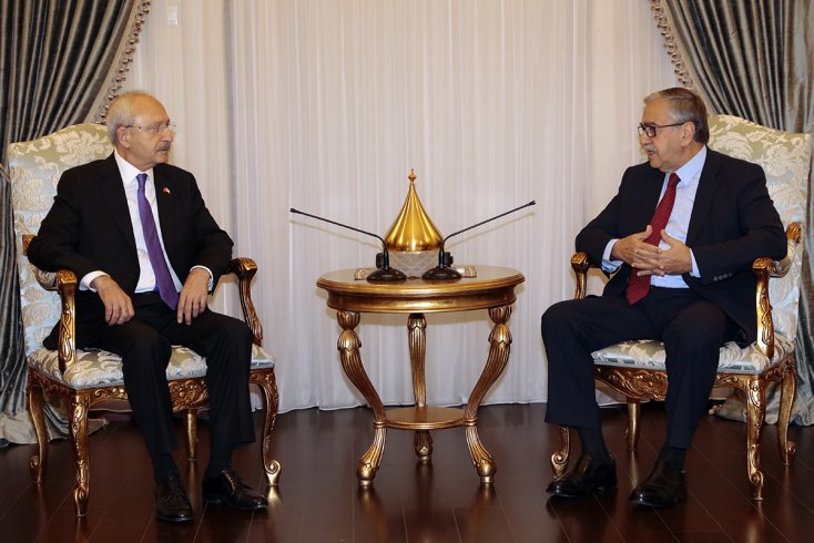 Kılıçdaroğlu, KKTC Cumhurbaşkanı Akıncı ile bir araya geldi