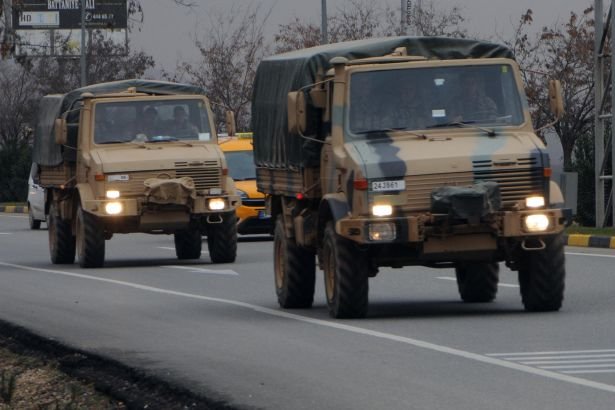 Kilis'te askeri sevkiyat hareketliliği