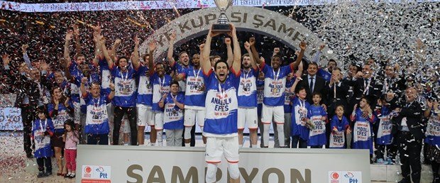 Kupada şampiyon Anadolu Efes