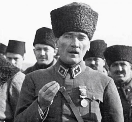 Lise kitaplarında Atatürk'ün Samsun'a çıkışını çarpıtarak anlattılar!