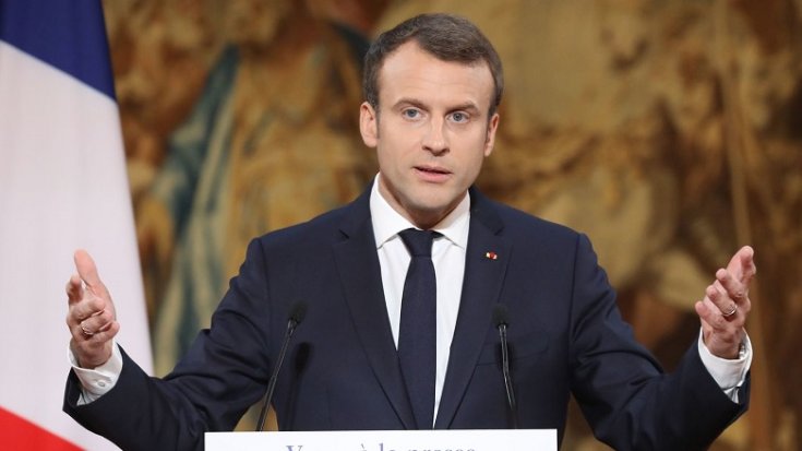 Macron: İslam ile cumhuriyet arasındaki ilişkide sorun var, Fransa'daki İslam'ın yeniden yapılandırılması için reformlar getireceğiz
