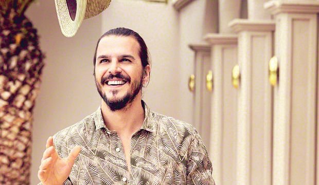Mehmet Günsür: Özümüze dönüp dünyaya iyi davranmamız gerekiyor Mehmet Günsür: Özümüze dönüp dünyaya iyi davranmamız gerekiyor