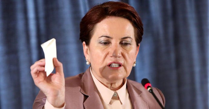 Meral Akşener, İYİ Partiyi kurultaya götürüyor, aday olmayacağını açıkladı