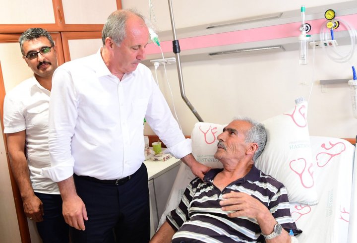 Muharrem İnce'den şehit polis memuru Fethi Sekin'in babasına geçmiş olsun ziyareti